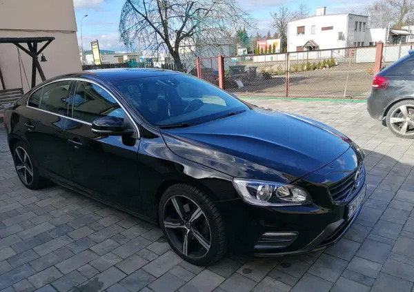 samochody osobowe Volvo S60 cena 67000 przebieg: 86500, rok produkcji 2017 z Wągrowiec